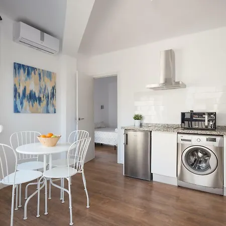 Apartamento Munoz Torrero Apartment *